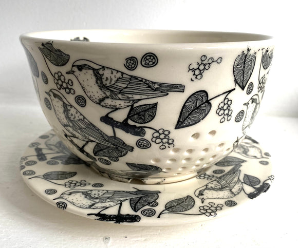 Berry Bowl Quart Size with Black Birds and Grapes Black