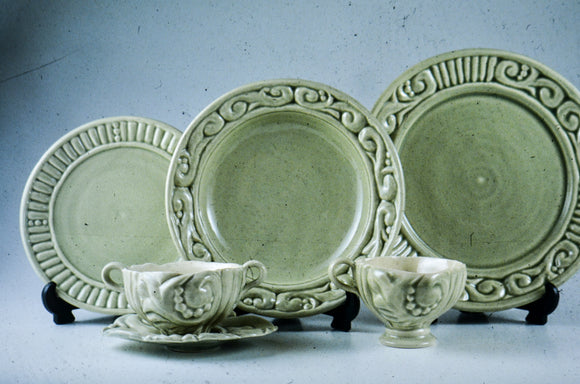 Reflections Retrospective 1996-98: Creating Arabesque Pottery