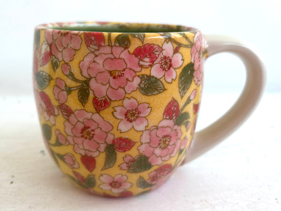 Porcelain Pottery Mug with Pink Flowers Green Interior NEW