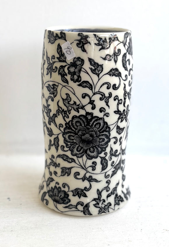Porcelain Pottery Vase with Black Lotus Flowers in an Arabesque